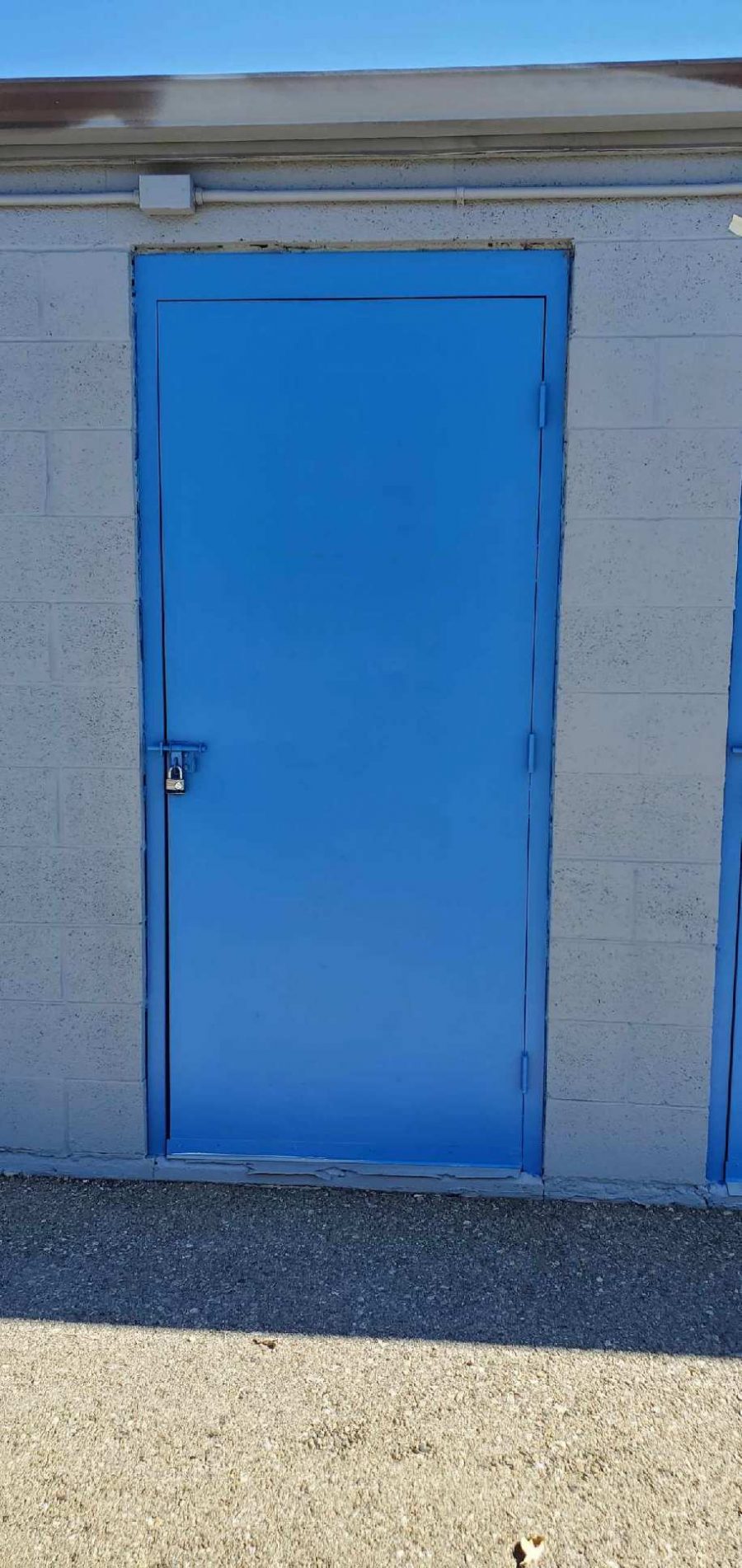 Single Painted Storage Unit Door Preview Image 4