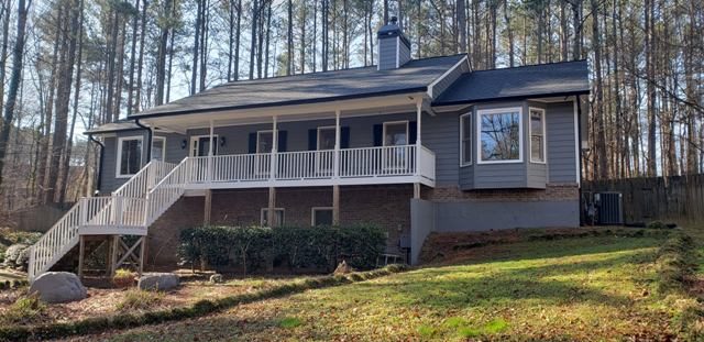 photo of repainted brick home in alpharetta Preview Image 4