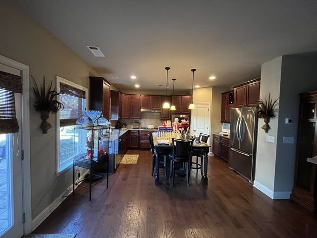 kitchen cabinets to be repainted Preview Image 2