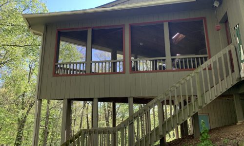 A Screened in Porch was Included