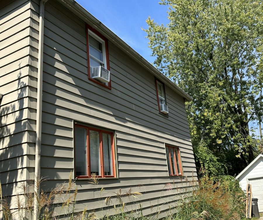 house exterior before repaint Preview Image 3