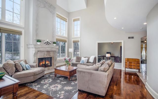 interior repainted before home sale. Preview Image 1