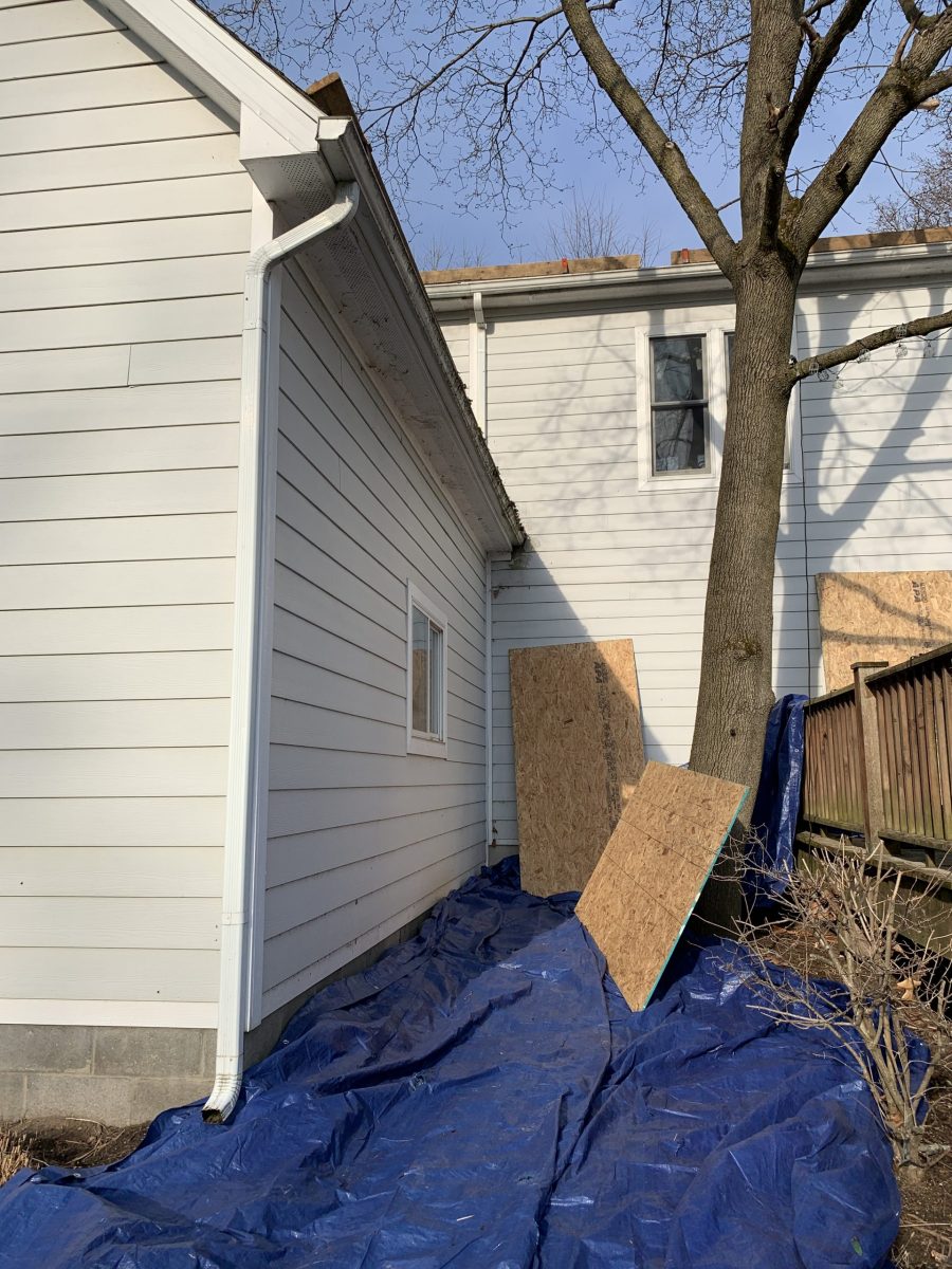 Rough Farmhouse Exterior Preview Image 4