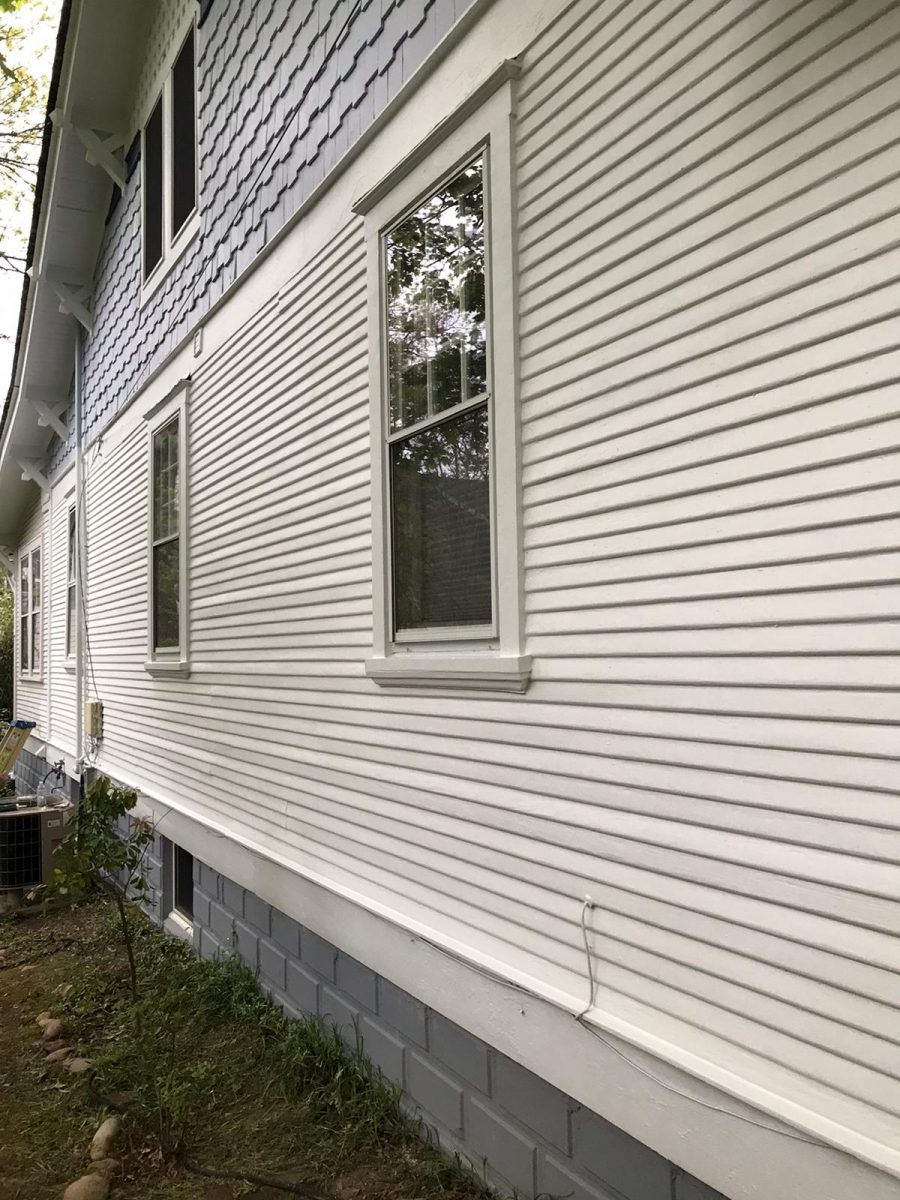 Siding Painting and Repair