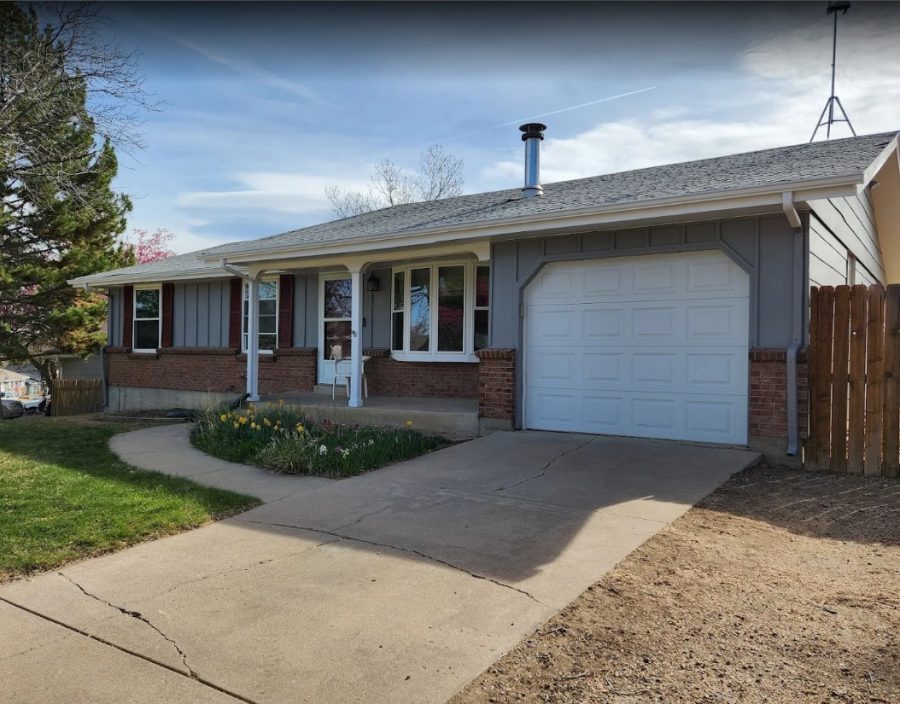 house with brick and blue painted siding Preview Image 2