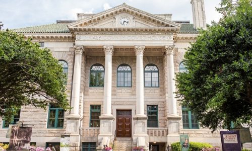 Historic DeKalb Courthouse
