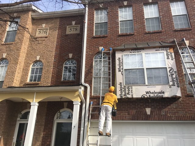townhome complex exterior renovation in downtown atlanta ga - windows before Preview Image 1