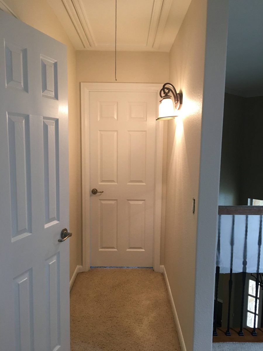 painted hallway with white walls Preview Image 10