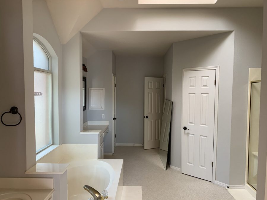 Master Bathroom Repainted Preview Image 17