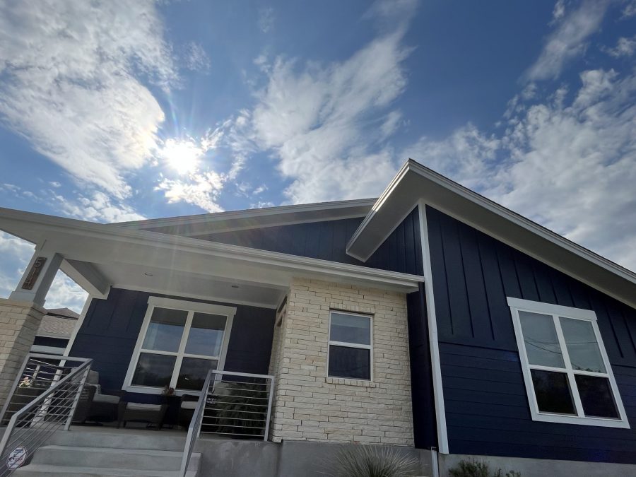 Front View of Exterior Wood Siding Preview Image 2