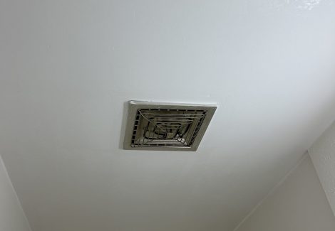 white ceiling