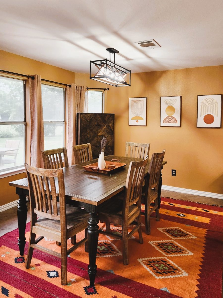 Another View of Dining Area Preview Image 16