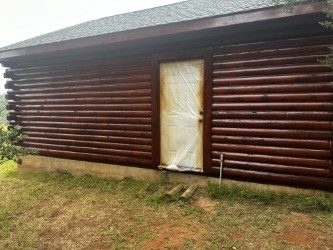 log cabin in Llano, TX Preview Image 6