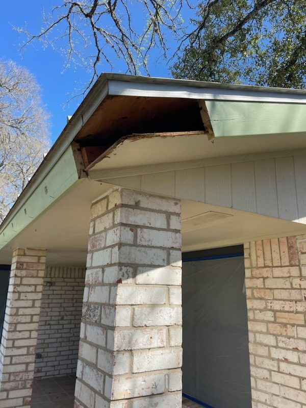 Home In Austin, TX Before Repaint Preview Image 10