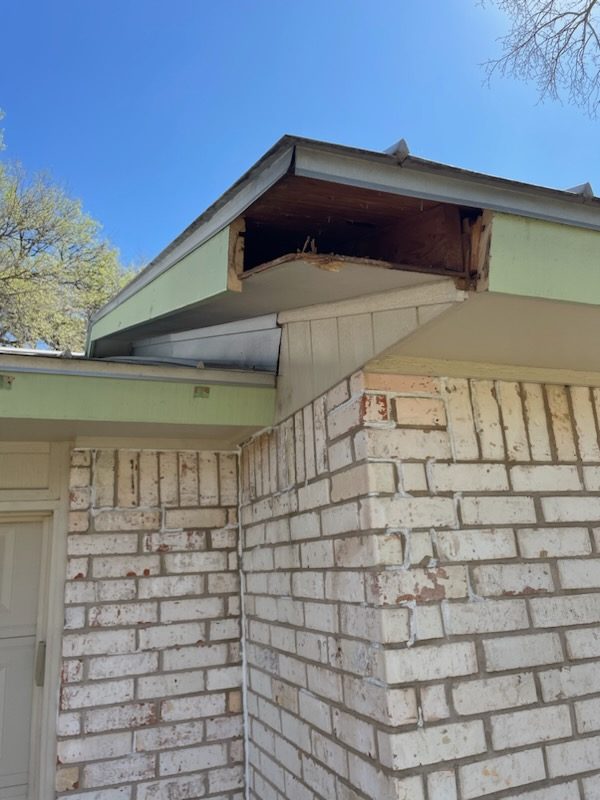 Home In Austin, TX Before Repaint Preview Image 11