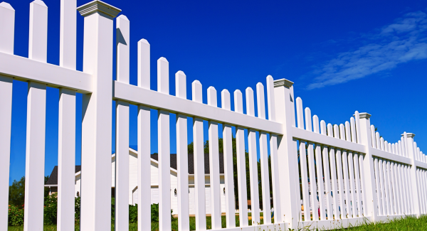 fence painting