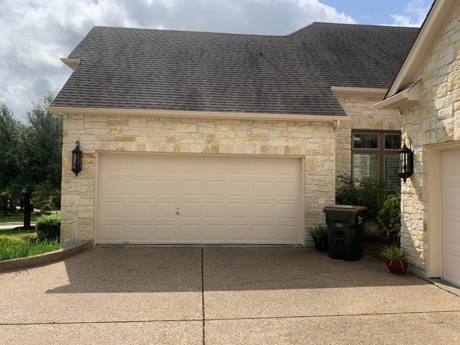 Garage doors powerwash and cleaned Preview Image 6