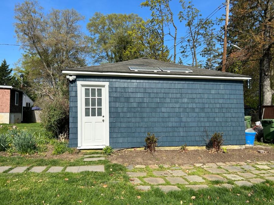 extra home unit with white door Preview Image 4