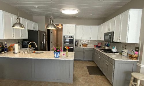 Cabinet Painters in Memphis