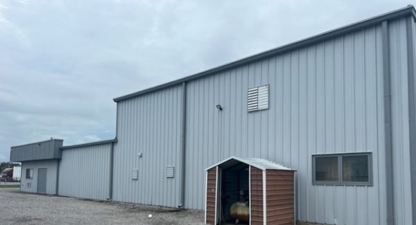 Metal Building Painting in Memphis