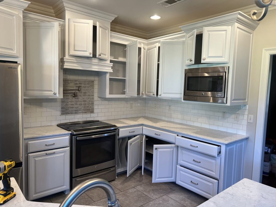 Painting kitchen cabinets. Preview Image 2