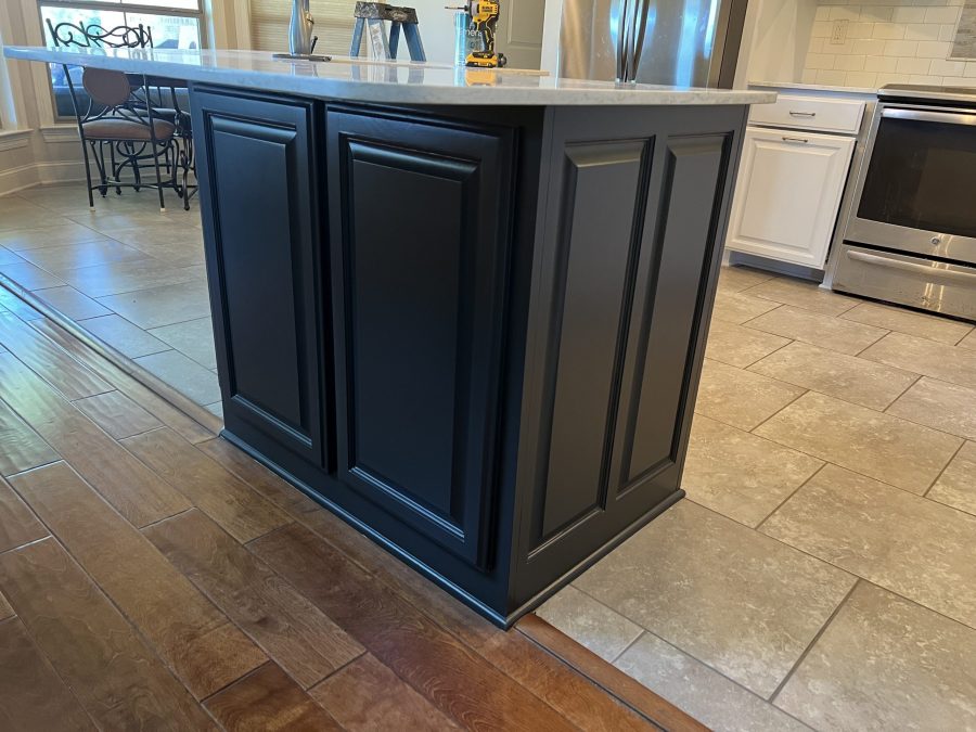 Kitchen cabinet refinishing. Preview Image 1