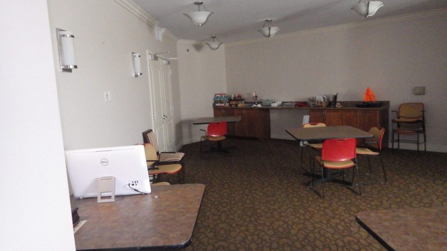 Parkway Senior Living Center Community Craft Room Preview Image 13