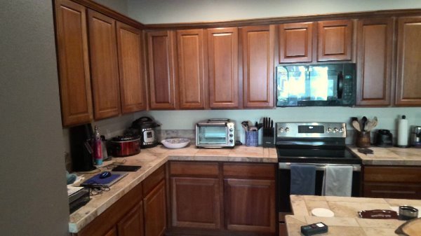 kitchen cabinet before being painted