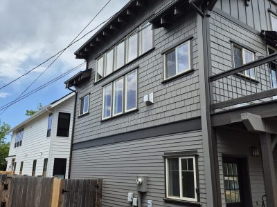 House Exterior Siding painting in Central Oregon