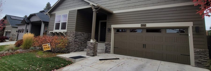 Garage and Front of Single Family House painting in Redmond, OR Preview Image 5