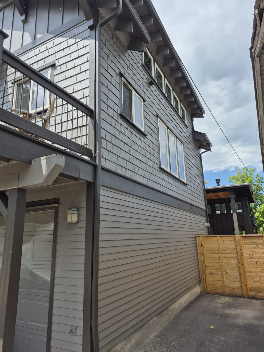 House Exterior Siding repainting in Central Oregon Preview Image 1