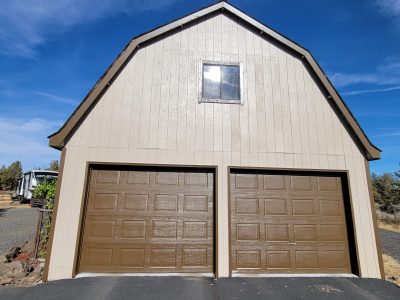 Repainted garage exterior in Terrebonne, Oregon