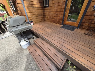 deck staining in la pine, or