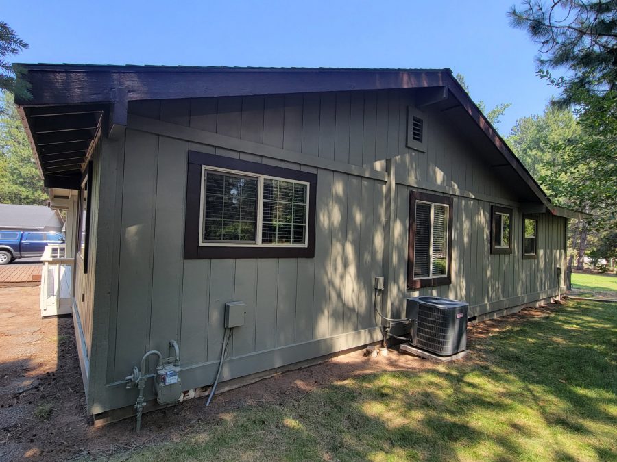 Single Home exterior side repainting in Sisters, Oregon Preview Image 1