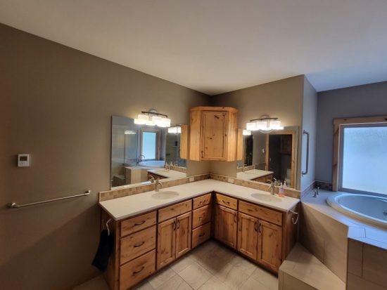interior bathroom painting in bend, or