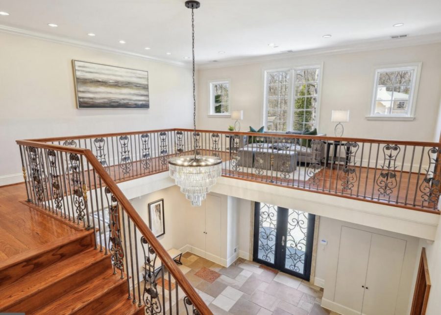 interior repaint - stairway Preview Image 13