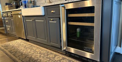 Kitchen & Bar Cabinet Painting
