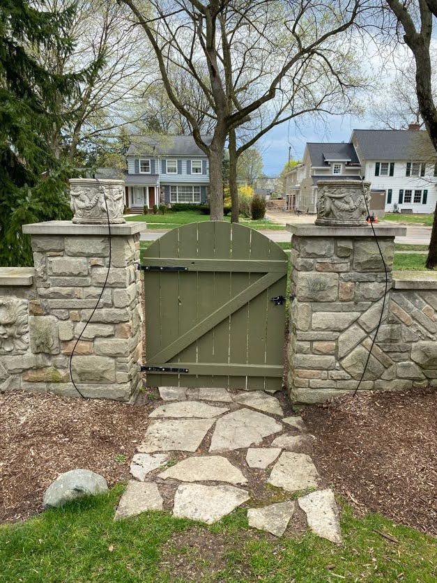 Green gate after paint refresh Preview Image 1