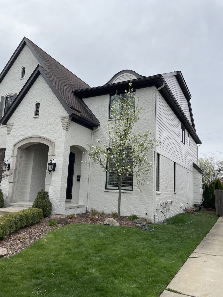 House Front Right Preview Image 2