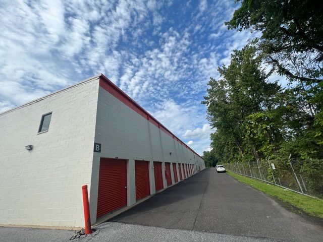 Public Storage Facilities After Painting Preview Image 6