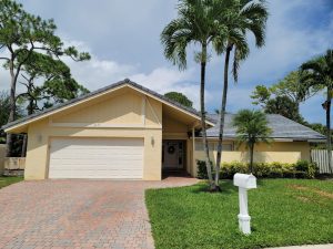 exterior of house before painting in boca raton fl