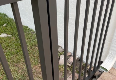 Residential Exterior | Aluminum Railing Fence