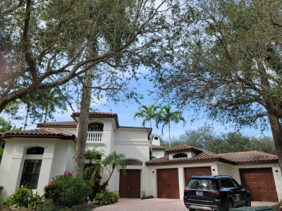 Residential Exterior Stucco Painting