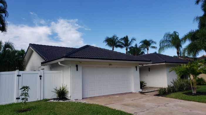 exterior roof painters Preview Image 3