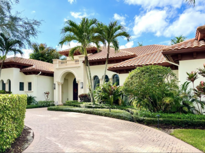 Residential Exterior Stucco Painting