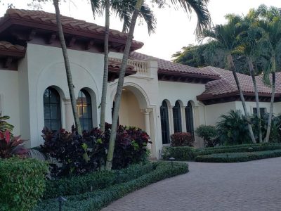 Residential Exterior | Stucco & Aluminum Window Painting