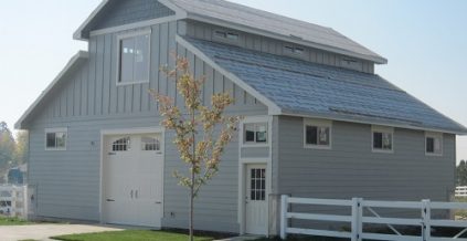 Beautiful Repainted Barn in Eagle ID