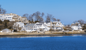 Crow Point homes in Hingham along the waterfront