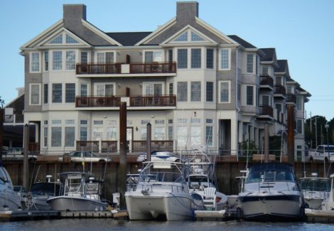 Scituate, MA – Exterior Condominium Painting