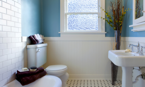 Blue bathroom painting